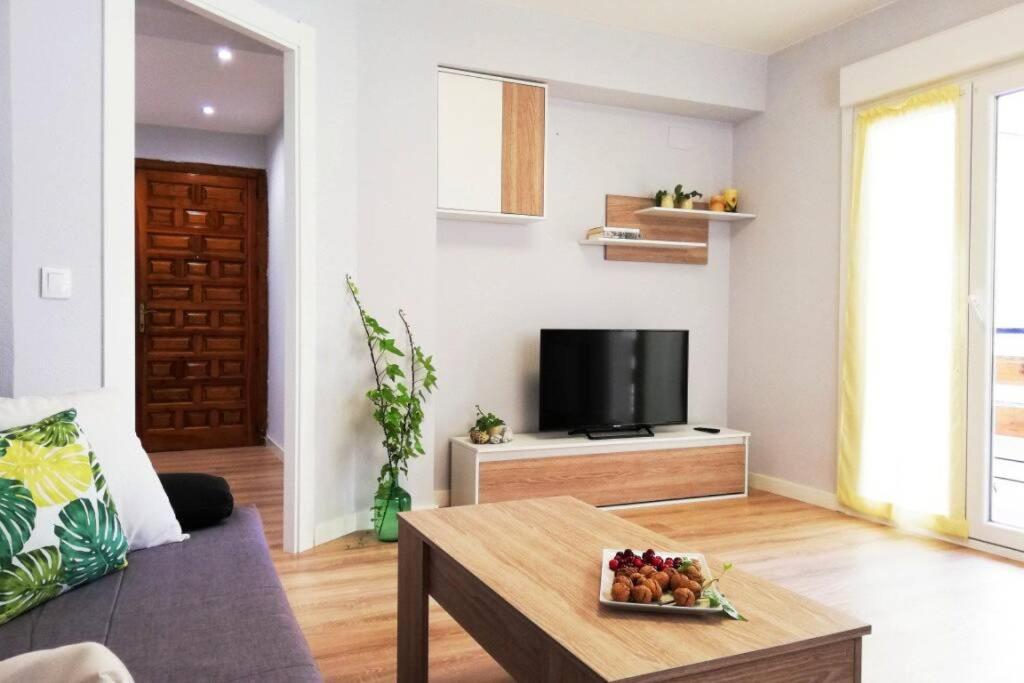 Cobexo. Moderno Y Luminoso En El Centro De Jaca Apartment Luaran gambar